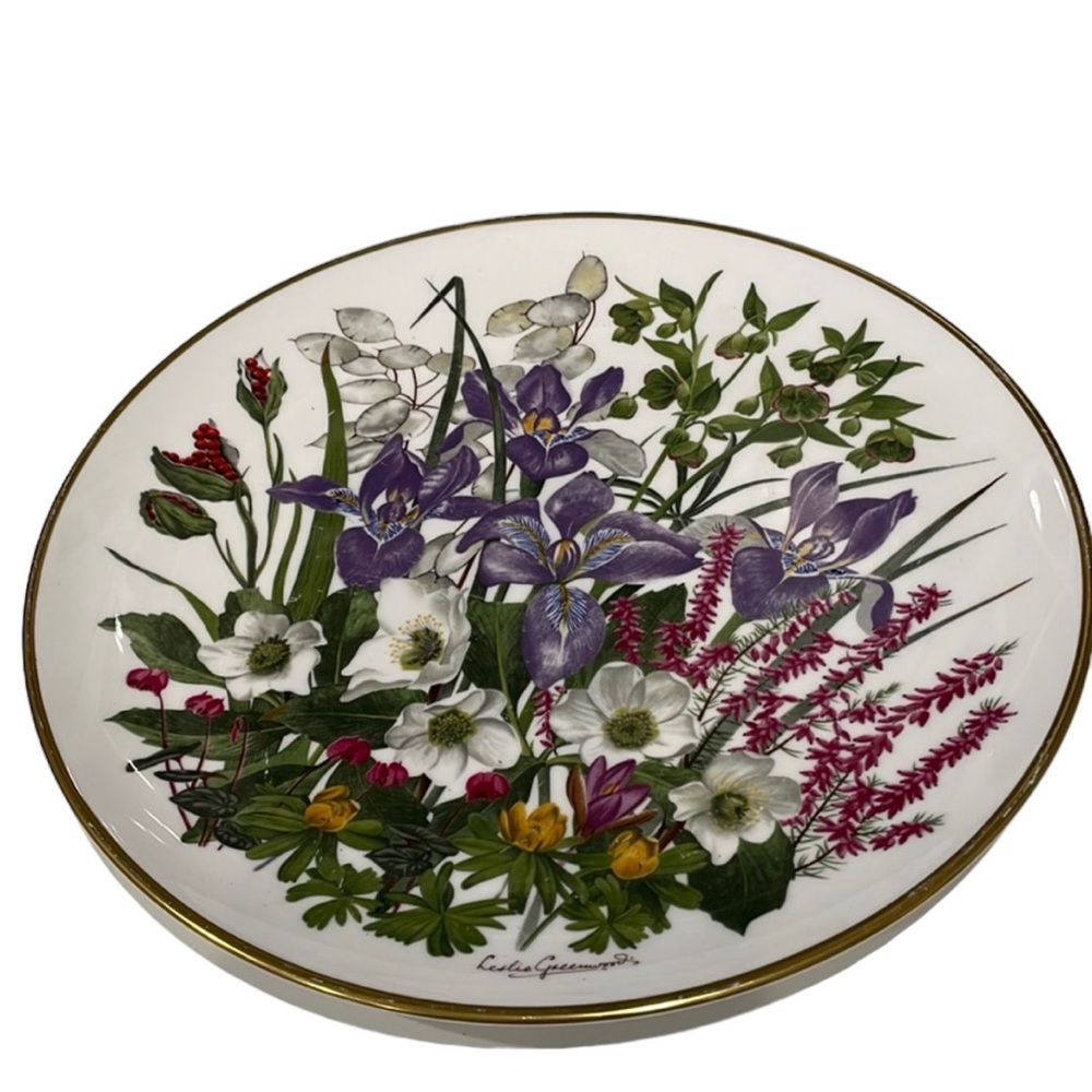 Vintage Wedgewood Flowers of the Year Plate Collection - January.